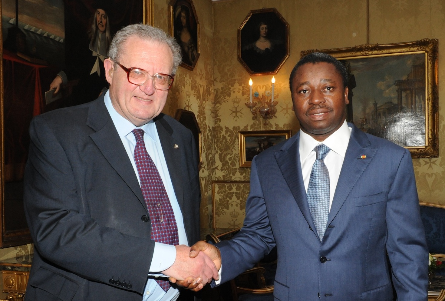 Résultat de recherche d'images pour "italia letizia moratti e presidente del togo gnassingbe"
