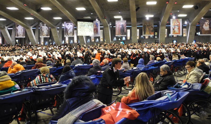 7000 Teilnehmer an der 58.Internationalen Pilgerreise des Malteserordens in Lourdes