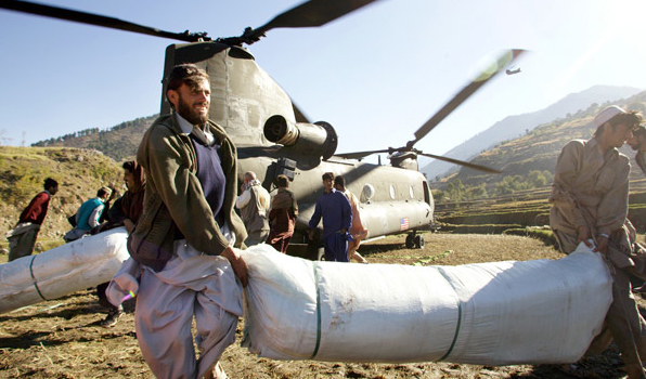 Helicopter help for 1000 stranded families in the Himalayas