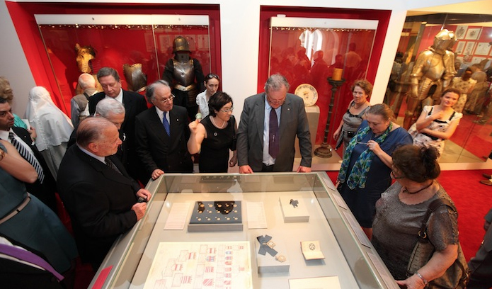 Die kunstschätze des Malteserordens im Kreml-museum ausgestellt