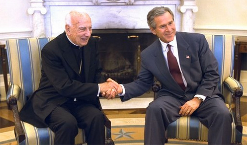 Washington : entretien a la maison blanche entre l’Envoye du Saint pere et le President Bush