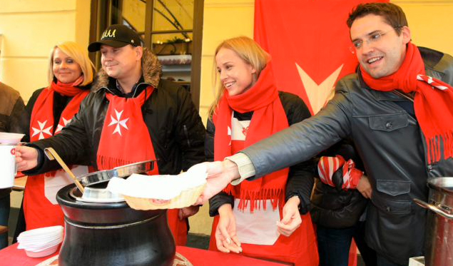 Spendenaufruf des ordens in Litauen mit weihnachtssuppe