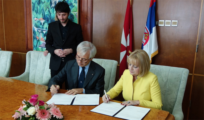 Firmado en Belgrado un acuerdo de cooperación humanitaria