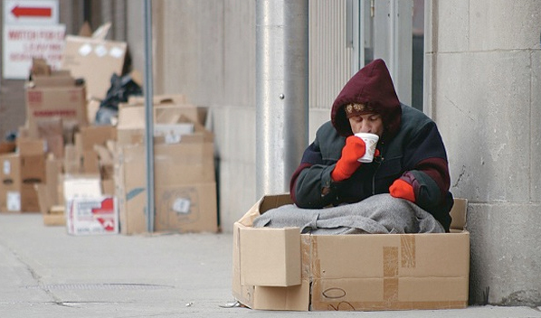 Dormir con temperaturas bajo cero: los sin techo en Hungría