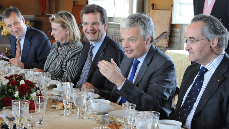 Besuch des Stellvertretenden Ministerpräsidenten von Belgien in der Magistralvilla des Malteserordens