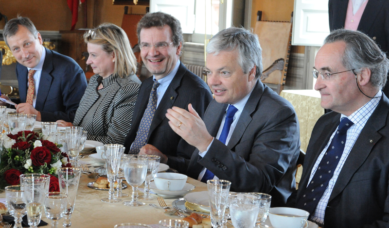 Besuch des Stellvertretenden Ministerpräsidenten von Belgien in der Magistralvilla des Malteserordens