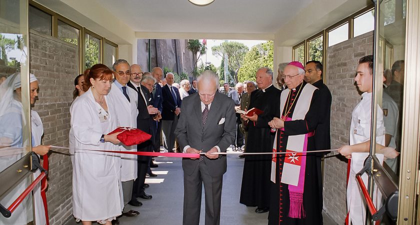 Hôpital saint Jean Baptiste, inauguration de trois nouvelles structures