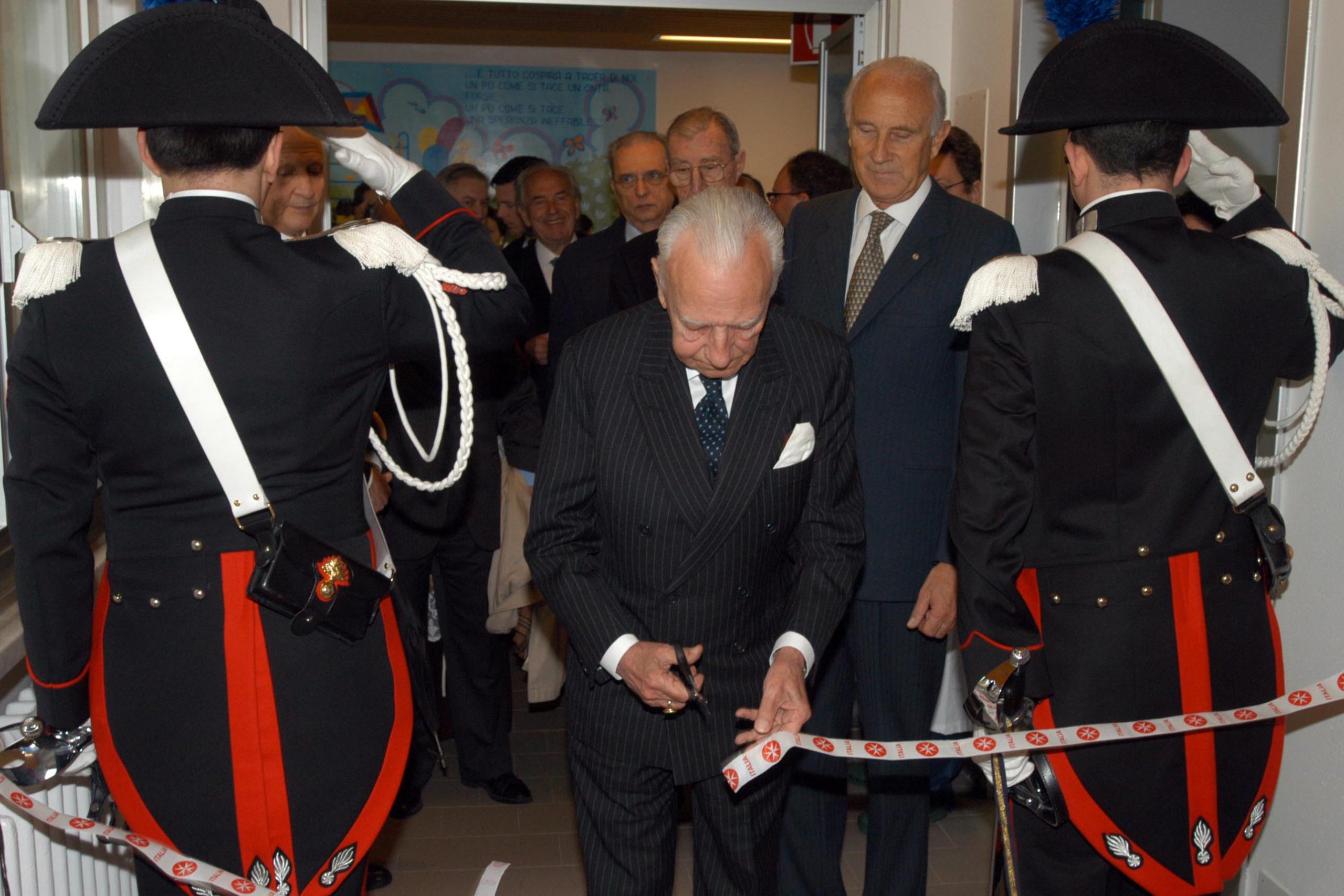The department of neurosurgery inaugurated in the Gaslini hospital