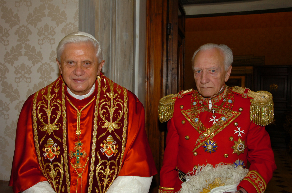 El Gran Maestre, recibido en audiencia en el Vaticano por el Papa Benedicto XVI