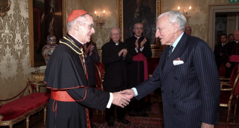 Le Grand Maître reçoit le Cardinal Tauran