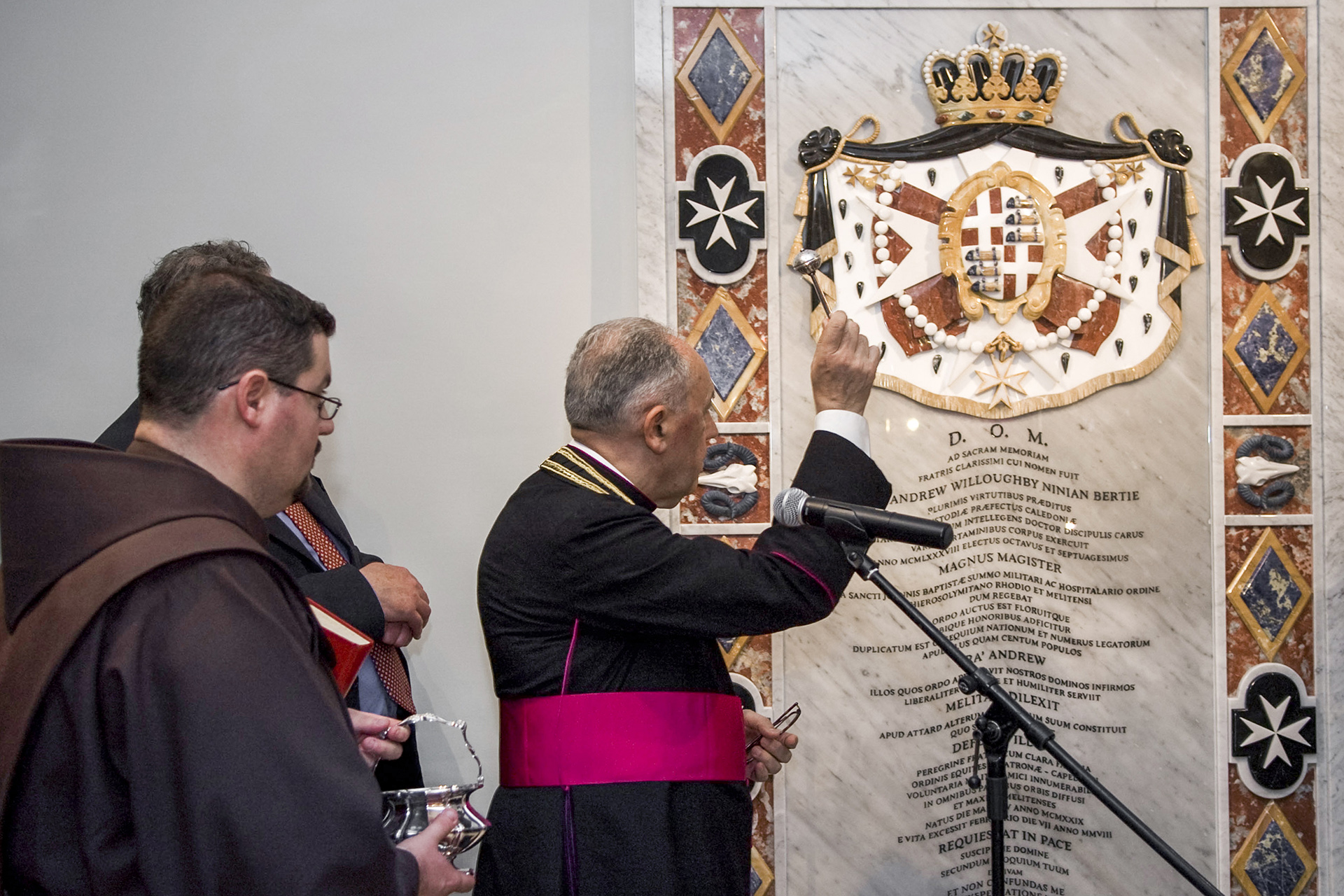 El Gran Maestre inaugura en Malta el monumento a Frey Andrew Bertie