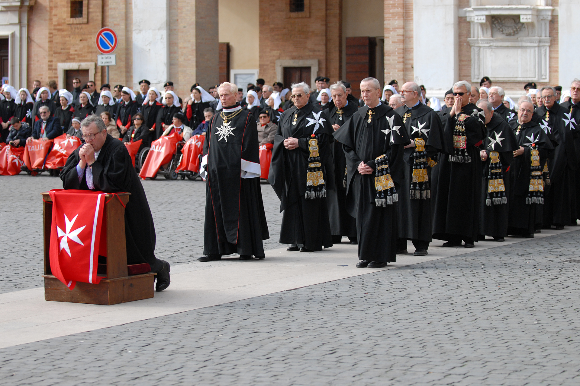 The Grand Master and the Order in pilgrimage to Loreto