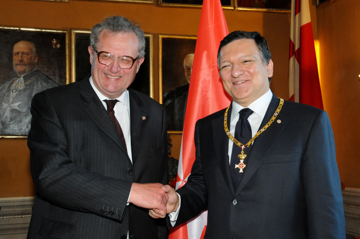 Collar pro merito melitensi to Jose’ Manuel Barroso: ‘together against poverty in europe’