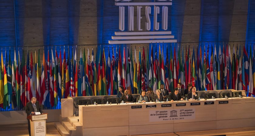 Der Grossmeister ehrengast bei der 37. sitzung der general versammlung der UNESCO