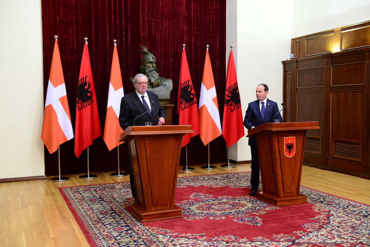 Engere Kooperation im Zentrum der Gespräche des Großmeisters in Albanien