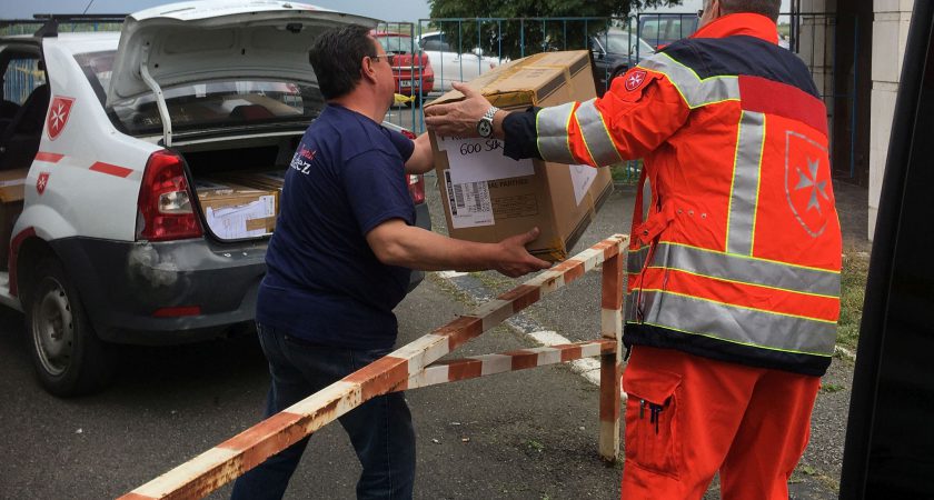 Cadena de solidaridad de la Orden: 9.000 mascarillas enviadas de Alemania a Rumanía, Hungría y Austria