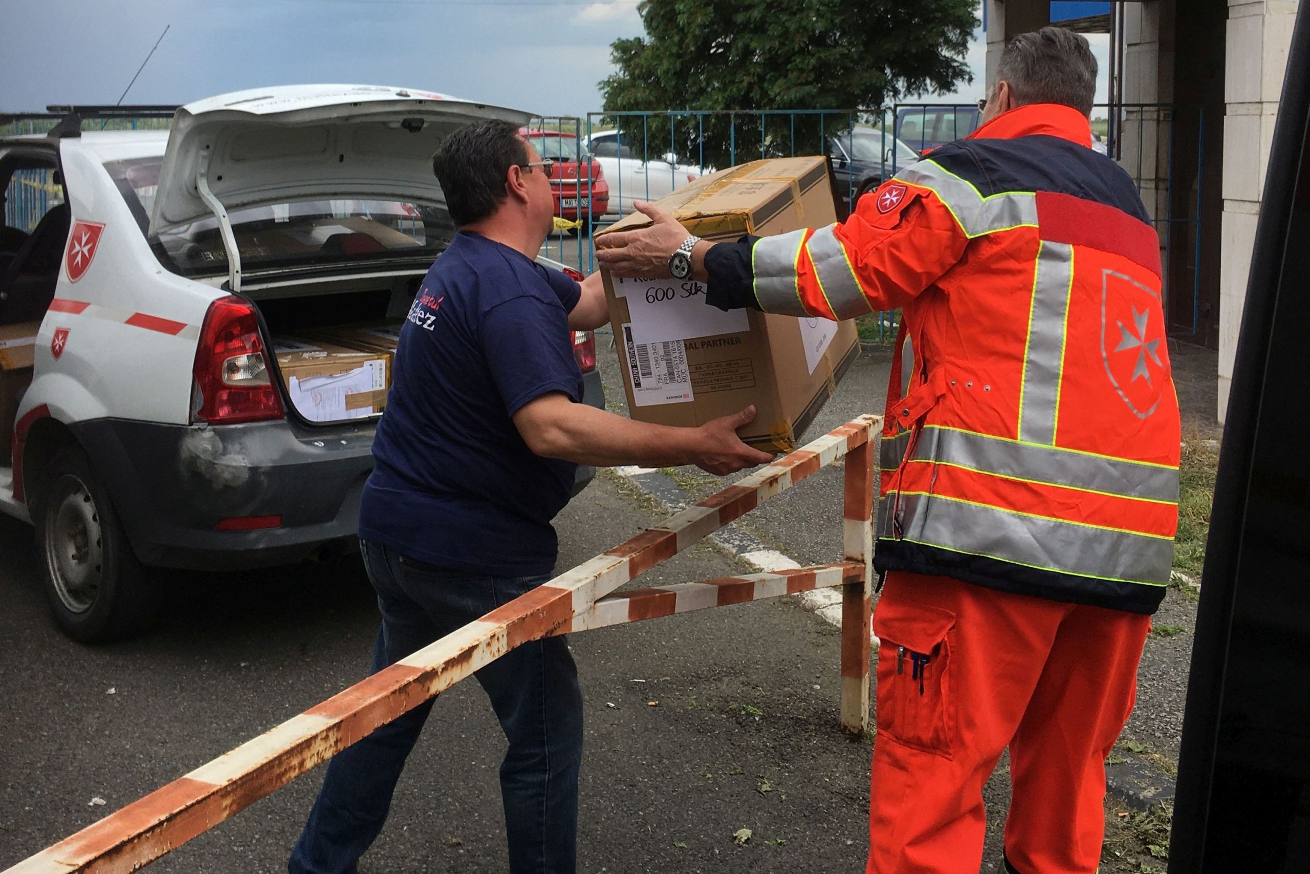 Die Solidaritätskette des Ordens: 9.000 Masken von Deutschland nach Rumänien, Ungarn und Österreich