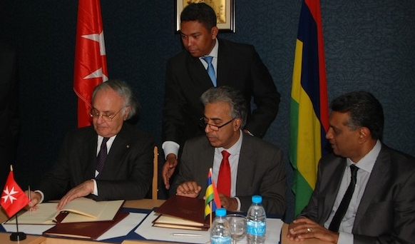 The Grand Chancellor visits the Republic of Mauritius to sign a cooperation agreement