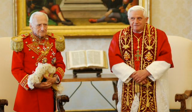 Der Grossmeister von seiner Heiligkeit Benedikt XVI. Empfangen