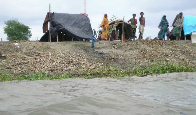 Der monsunregen trifft Indien. Der Malteserorden hilft den betroffenen