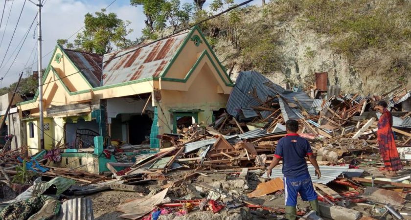 Indonesia: cientos de fallecidos después del terremoto y tsunami. Malteser-International-es prepara un equipo de emergencia