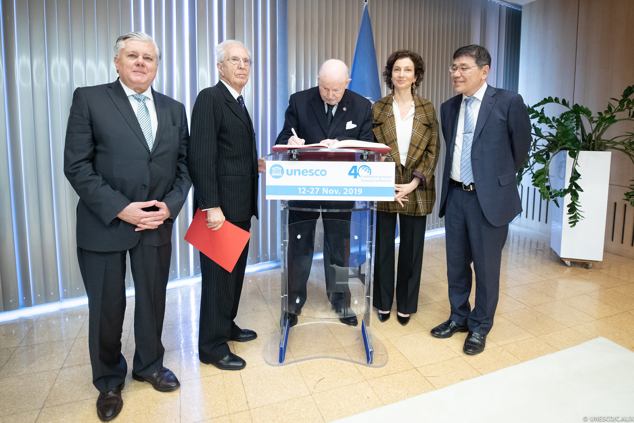 Le Grand Maître de l’Ordre de Malte en visite à l’UNESCO salue l’engagement pour le progrès et le respect de la dignité humaine