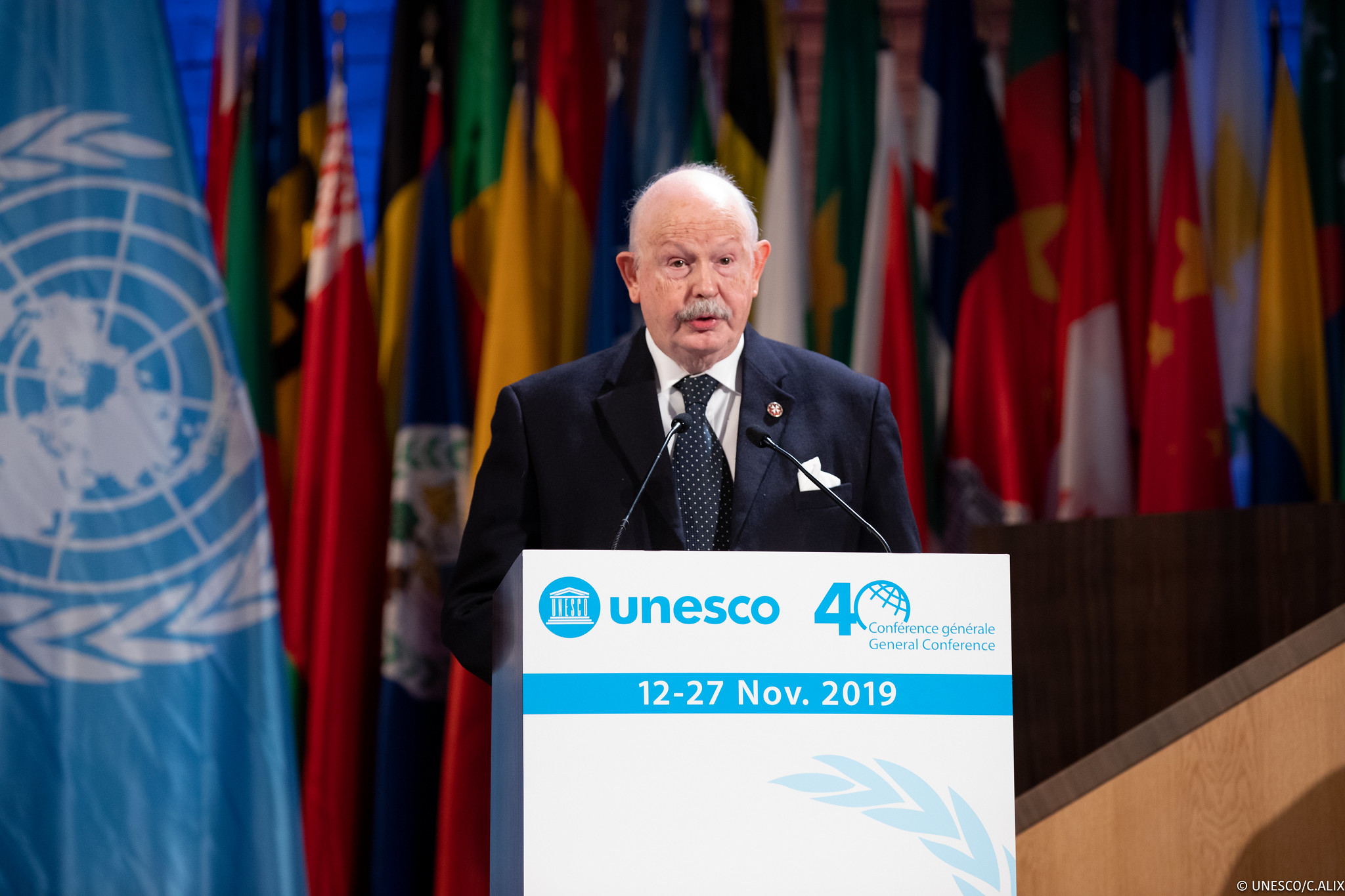 Der Großmeister des Malteserordens lobt beim Besuch der UNESCO das Engagement für Fortschritt und  die Achtung der Menschenwürde