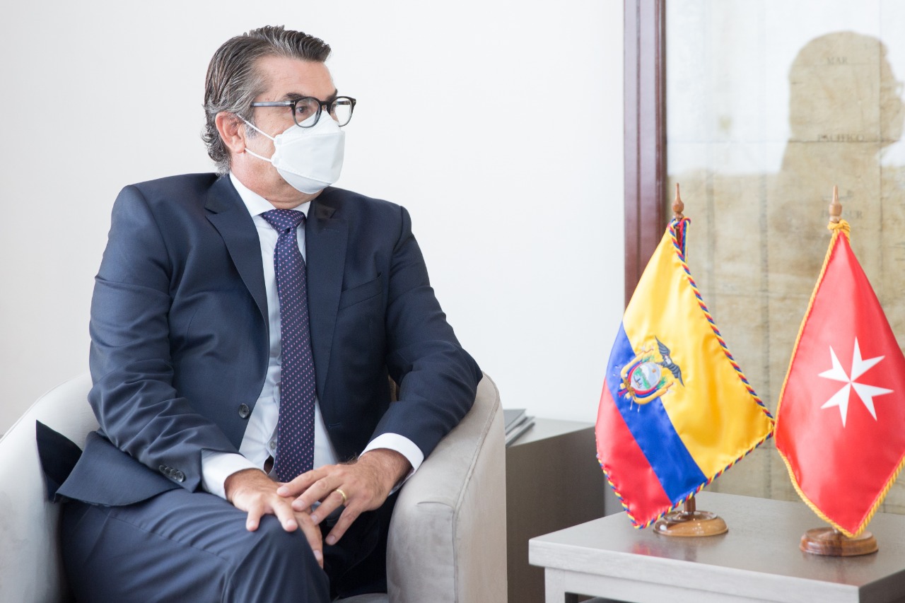 Der Präsident der Republik Ecuador nahm das Beglaubigungsschreiben von neuem Botschafter des Souveränen Malteserordens