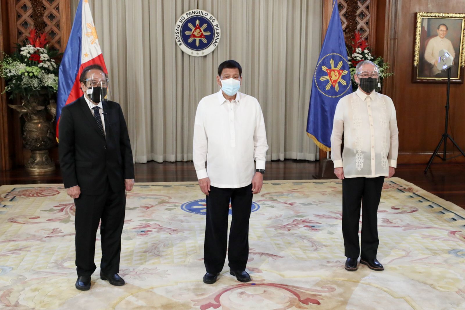 The Ambassador of the Sovereign Order of Malta to the Philippines presents his letters of credence