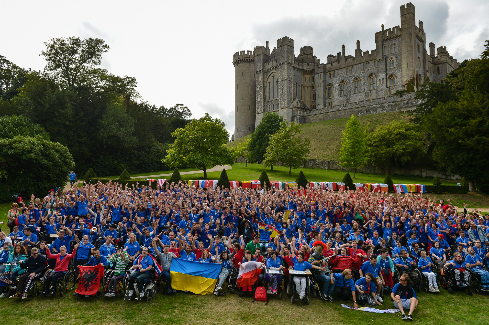 Le Grand Maître au 35ème Camp d’été international pour handicapés invite ardemment les hôtes à être courageux