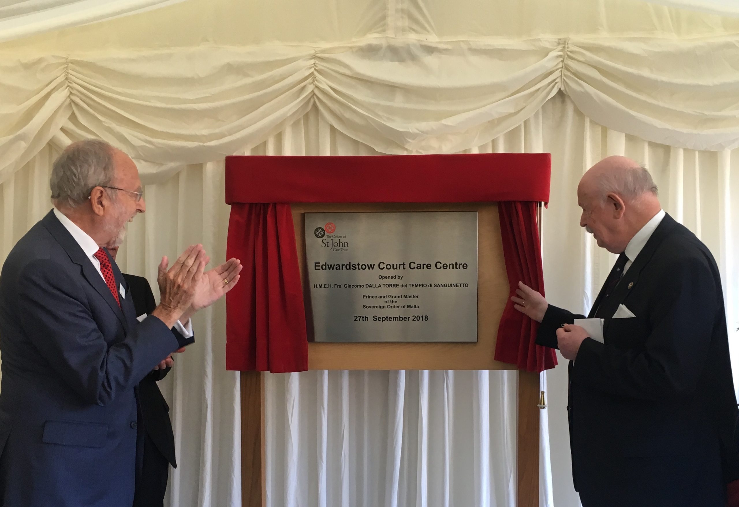 El Gran Maestre inaugura una nueva residencia de ancianos en Inglaterra