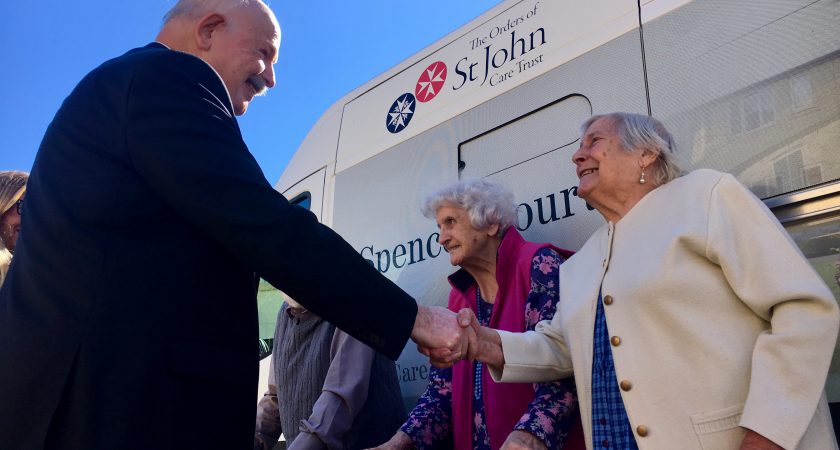 El Gran Maestre inaugura una nueva residencia de ancianos en Inglaterra