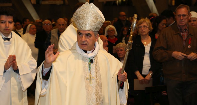 Monsignor Angelo Becciu cardinale: le congratulazioni del Gran Maestro