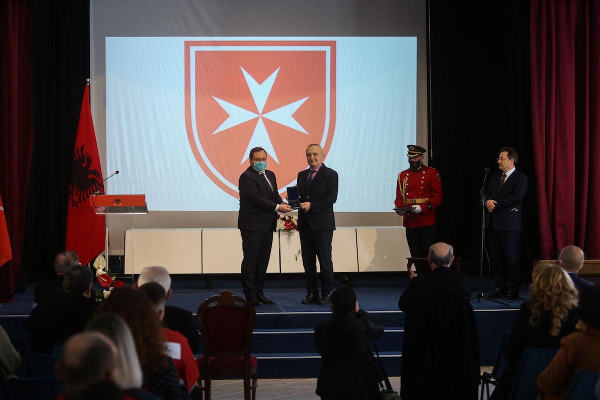 Premio Madre Teresa a los 25 años de actividades de los voluntarios albaneses de la Orden de Malta