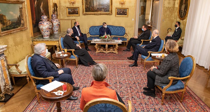 El metropolitano de la Iglesia ortodoxa búlgara para Europa Central y Occidental, recibido hoy en el Palacio Magistral