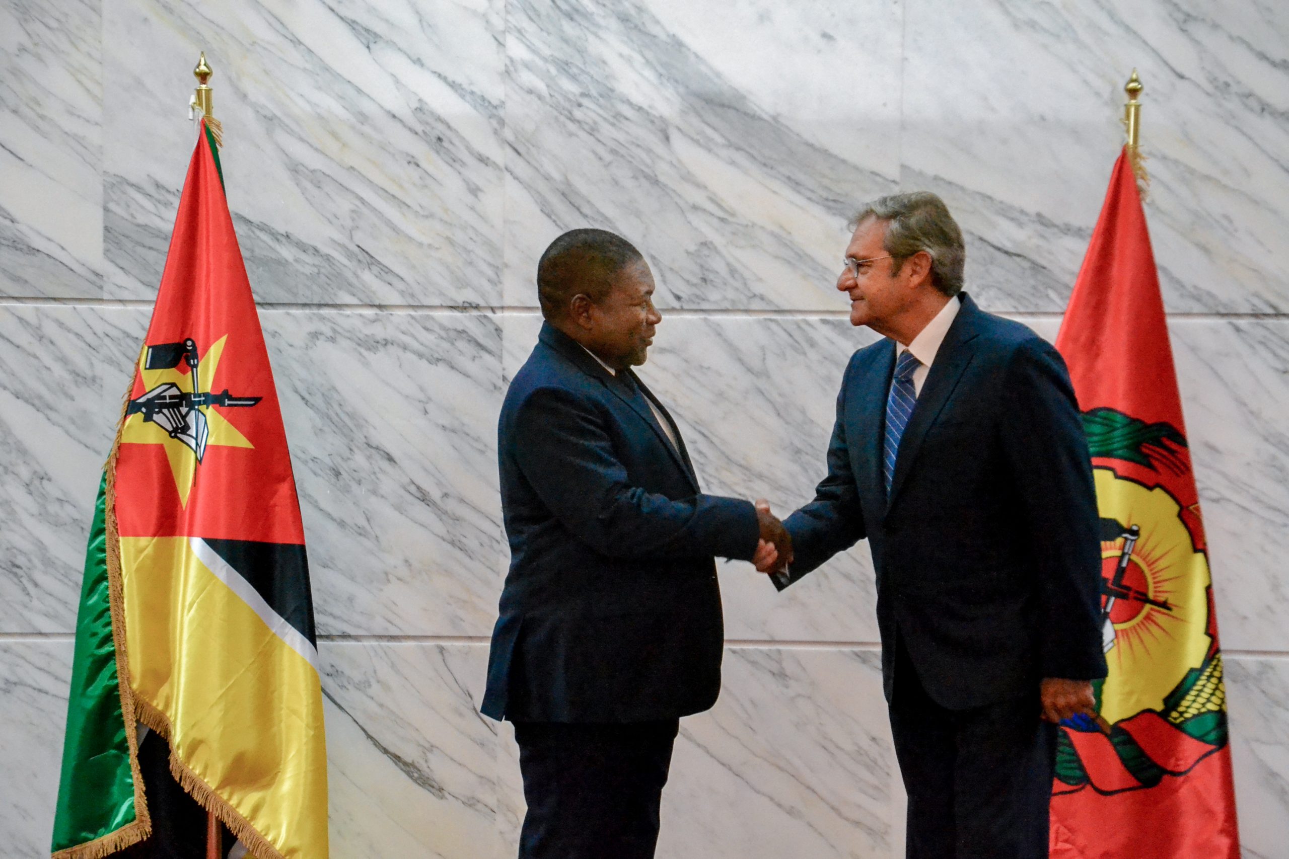 The new Ambassador of the Order of Malta presents his letters of credence to the President of the Republic of Mozambique