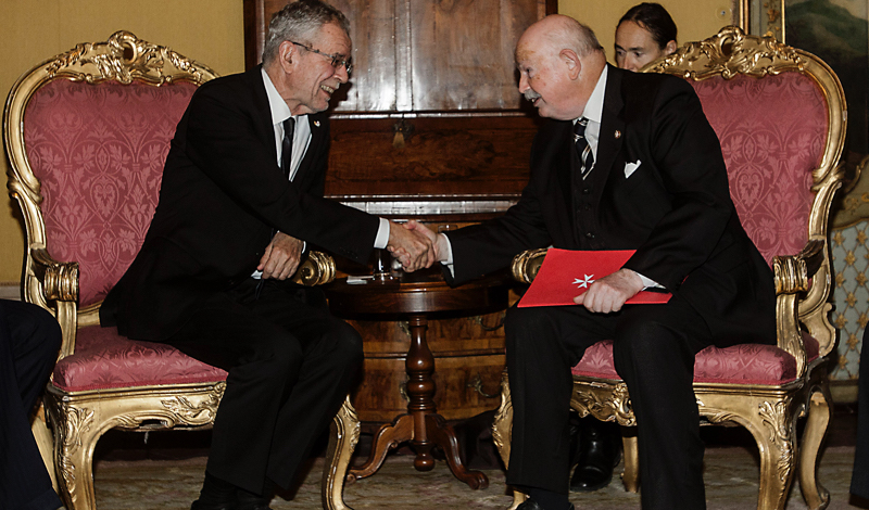 Offizieller Besuch des österreichischen Bundespräsidenten Alexander Van der Bellen, der vom Statthalter des Großmeisters  Fra’ Giacomo Dalla Torre empfangen wird