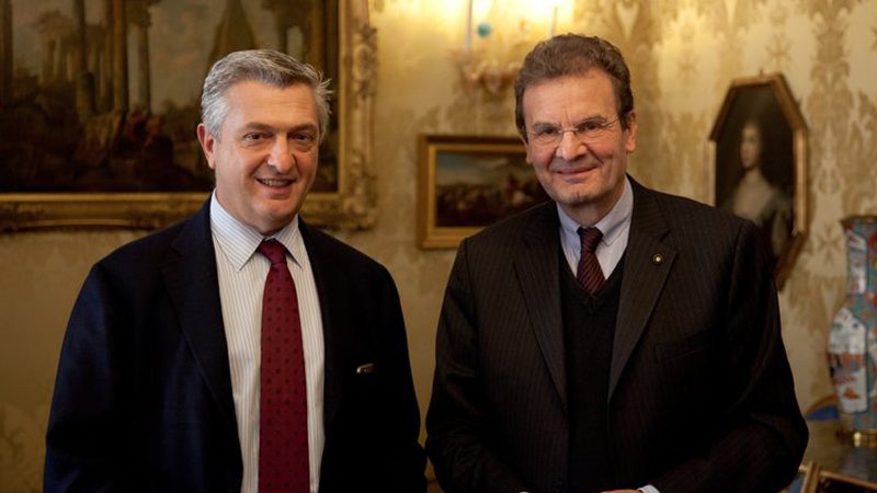 Filippo Grandi meets the Grand Chancellor in Rome to discuss migrants and refugees