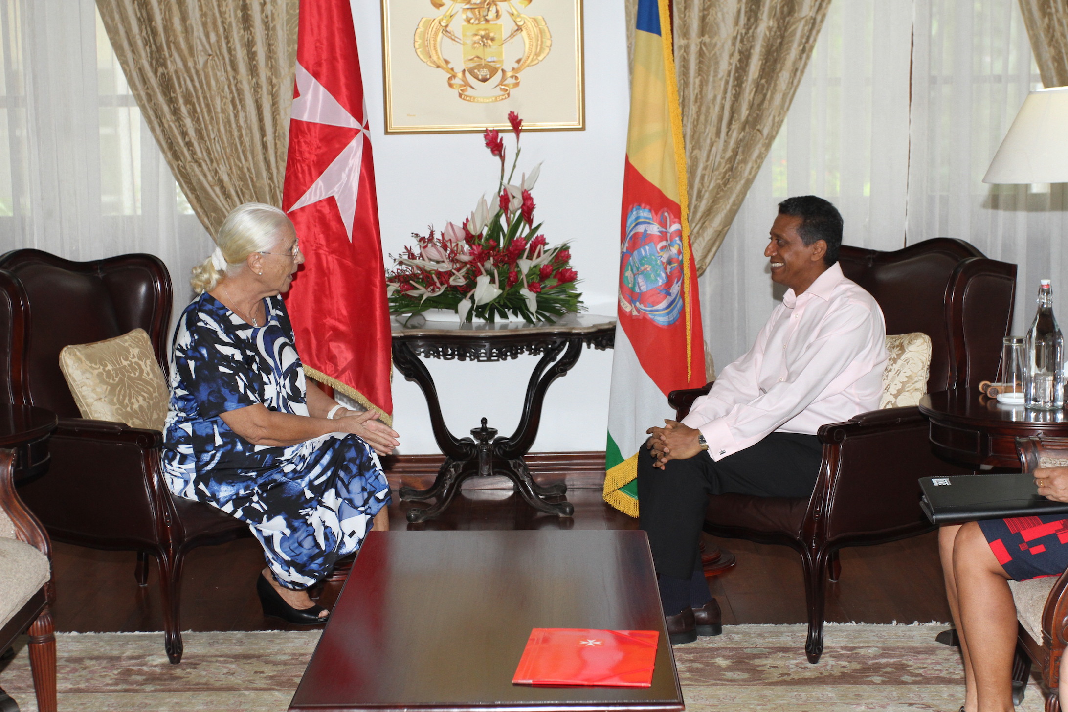 Il nuovo Ambasciatore del Sovrano Ordine di Malta presenta le sue lettere credenziali al Presidente della Repubblica delle Seychelles