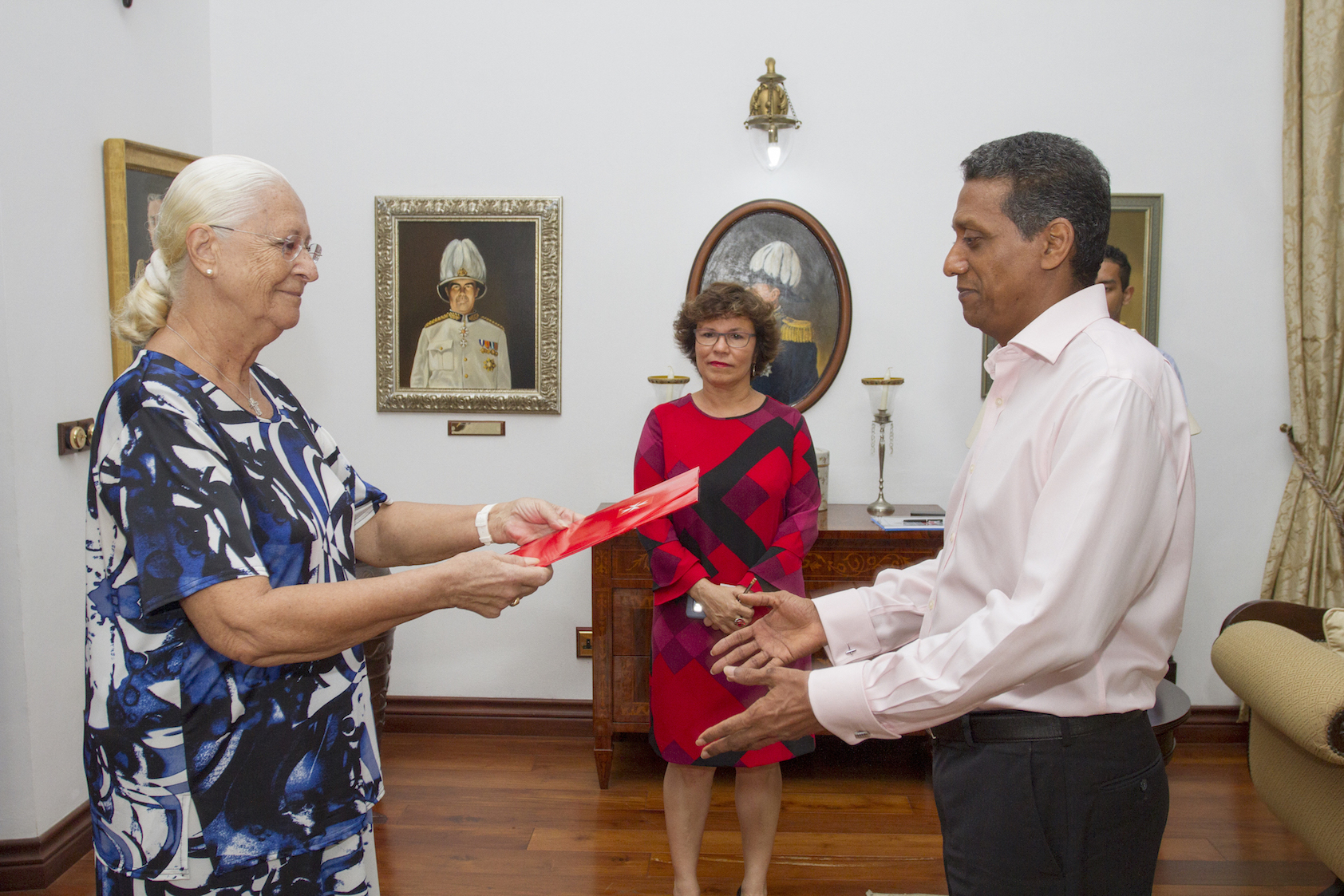 Il nuovo Ambasciatore del Sovrano Ordine di Malta presenta le sue lettere credenziali al Presidente della Repubblica delle Seychelles