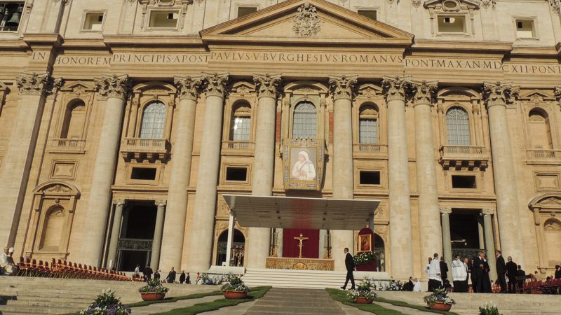 Mère Teresa de Calcutta est sainte. La proclamation de Pape François