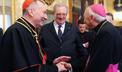 Kardinalstaats Sekretär Parolin vom souveränen Malteserorden empfangen