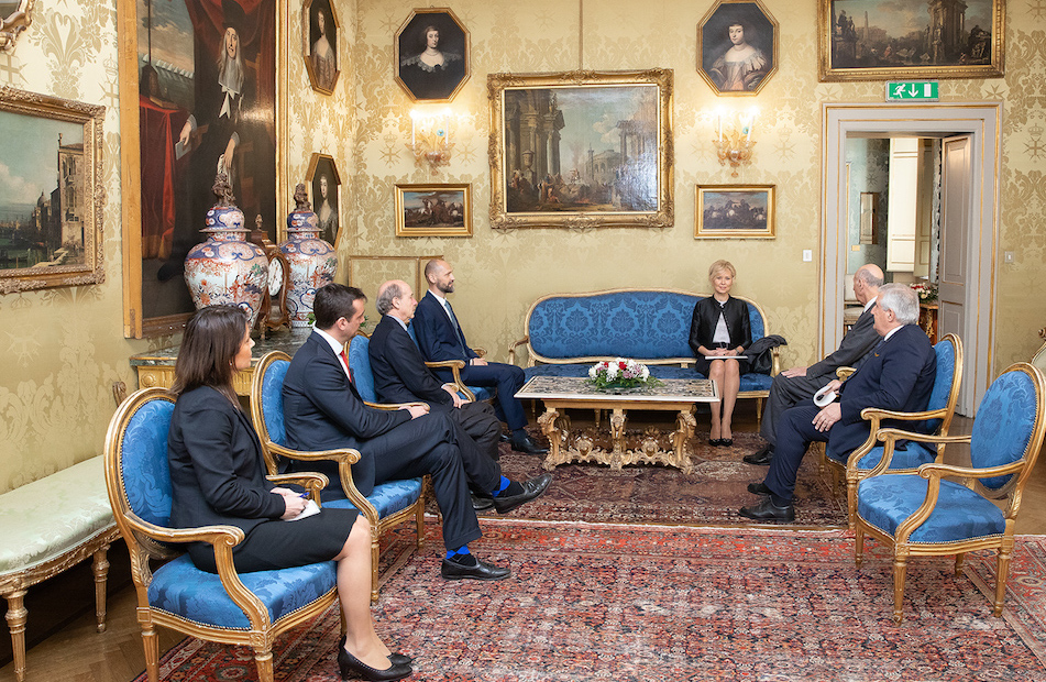 Estonia y la Soberana Orden de Malta establecen relaciones diplomáticas