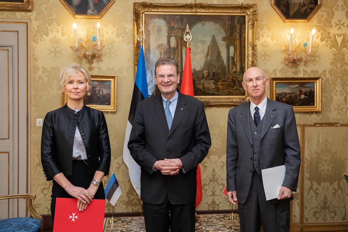 Estonia y la Soberana Orden de Malta establecen relaciones diplomáticas