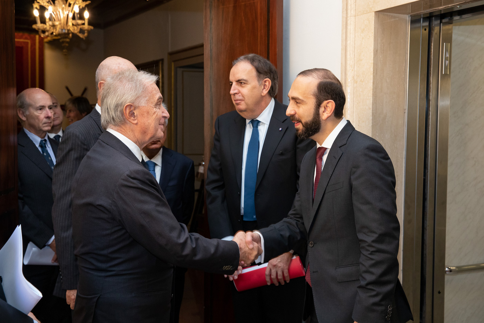Grand Chancellor meets Armenian Minister of Foreign Affairs