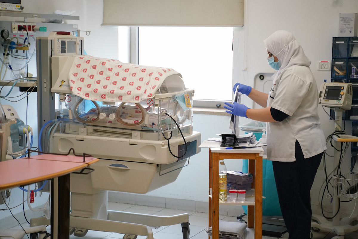 El Hospital de la Sagrada Familia de Belén espera el nacimiento del niño número 100.000