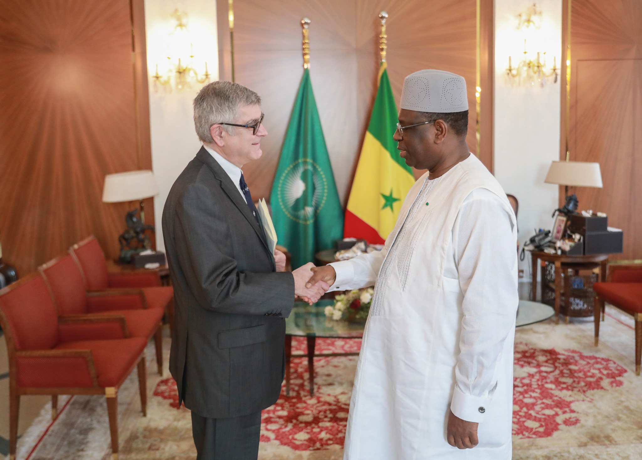 The Ambassador of the Sovereign Order of Malta to Senegal presents his letters of credence