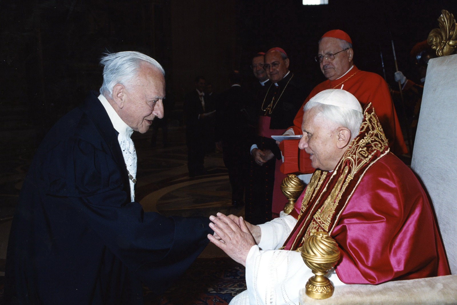 Il ritorno alla Casa del Padre di Benedetto XVI