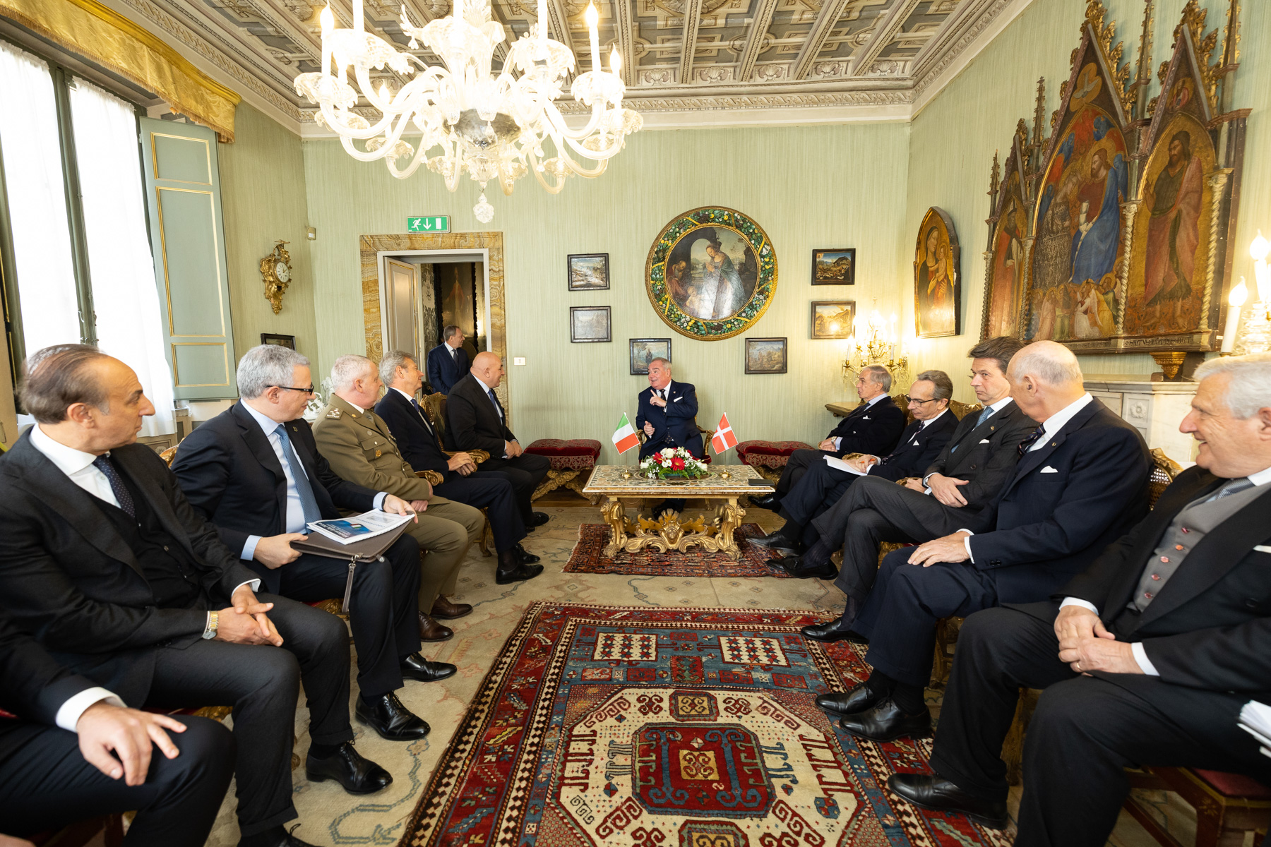 Visita del ministro de Defensa Guido Crosetto