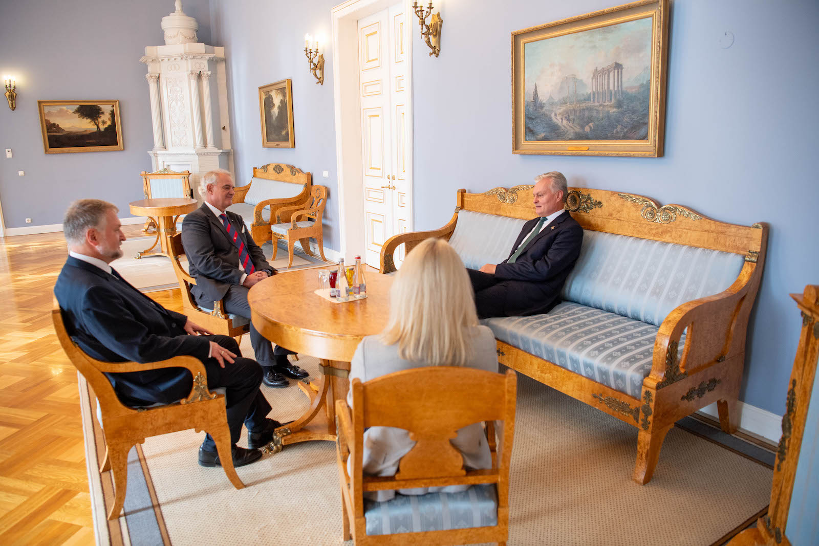 The Ambassador of the Sovereign Order of Malta to Lithuania presents his letters of credence